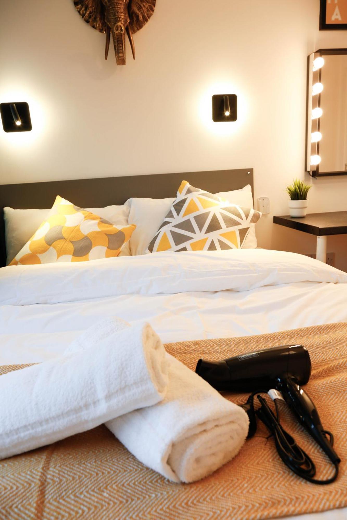 New Luxury Rooms In The Heart Of London Next To Shops, Cafes, Bars & Metro With Shared Bathrooms Exteriör bild
